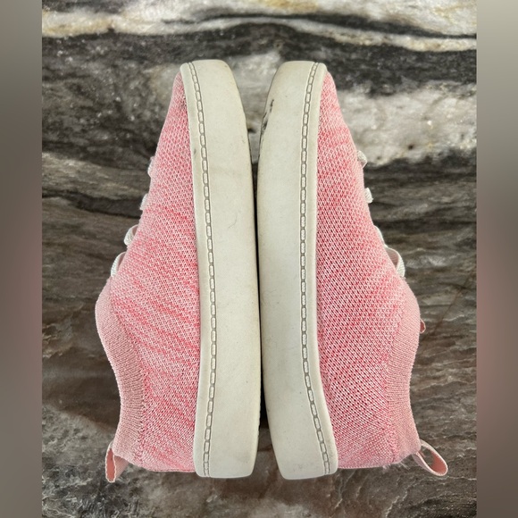 Carter’s Pink cloth/linen slip on shoes-Size 9 Toddler - Picture 5 of 5